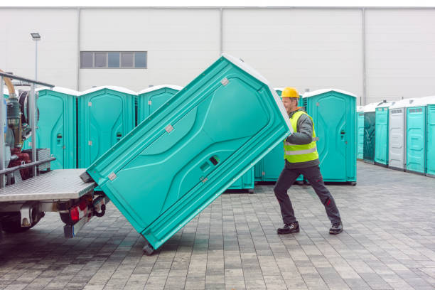 Best Portable restroom trailer rental  in Sebring, OH